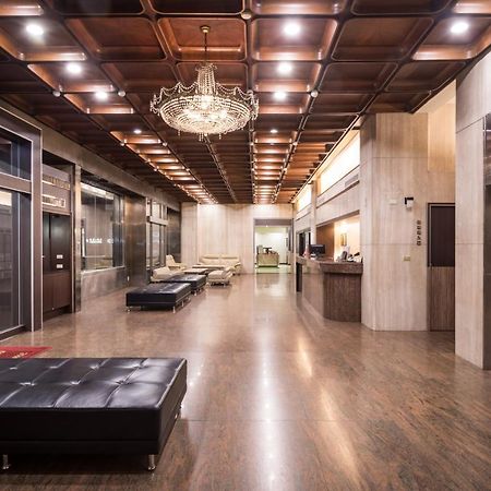 Twinstar Hotel Taichung Esterno foto