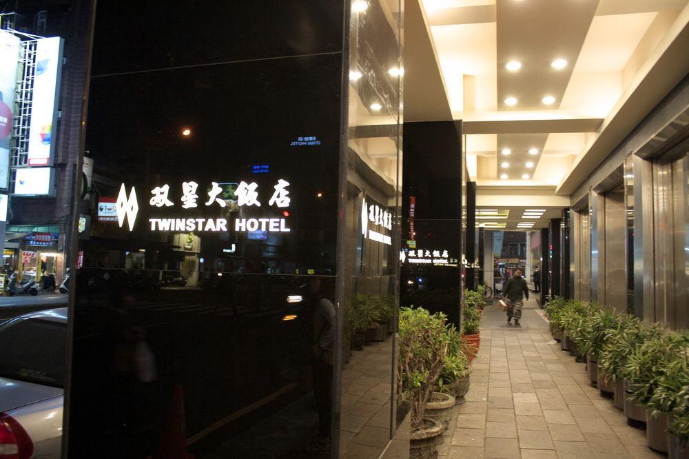 Twinstar Hotel Taichung Esterno foto