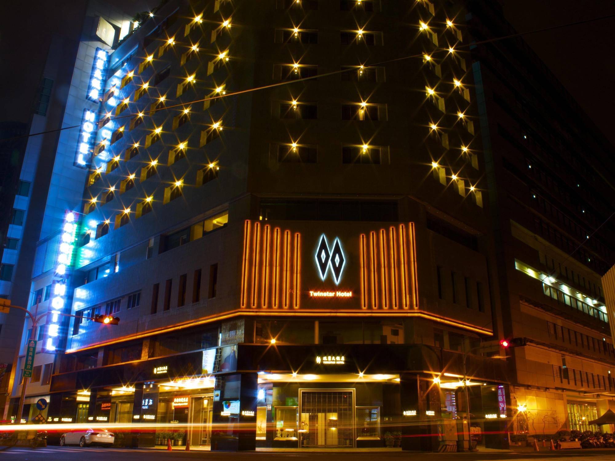 Twinstar Hotel Taichung Esterno foto
